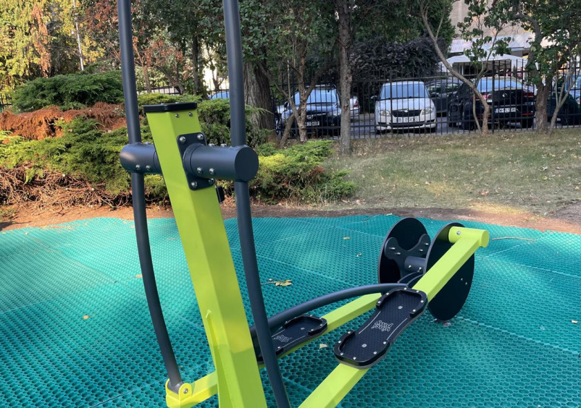 Zaprojektowanie i wykonanie siłowni zewnętrznej dla seniorów